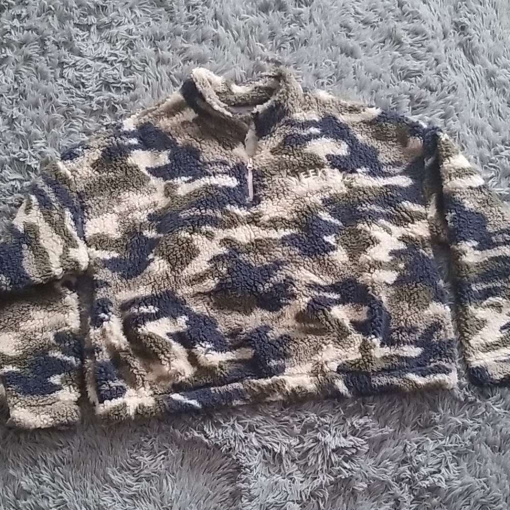 Fleece Pullover